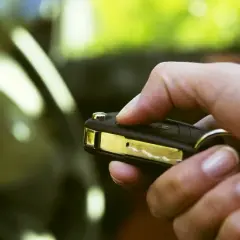 Co to jest centralny zamek w samochodzie i jakie ma zalety?