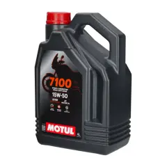 Motul 7100 15W50 - najlepszy olej do motocykli, który chroni silnik