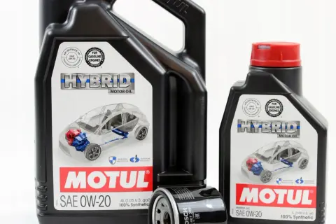 Olej Motul 0W20 hybrid – idealny wybór dla Twojego samochodu hybrydowego