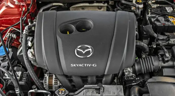 Mazda 6 jaki silnik wybrać? Porównanie silników benzynowych i diesla